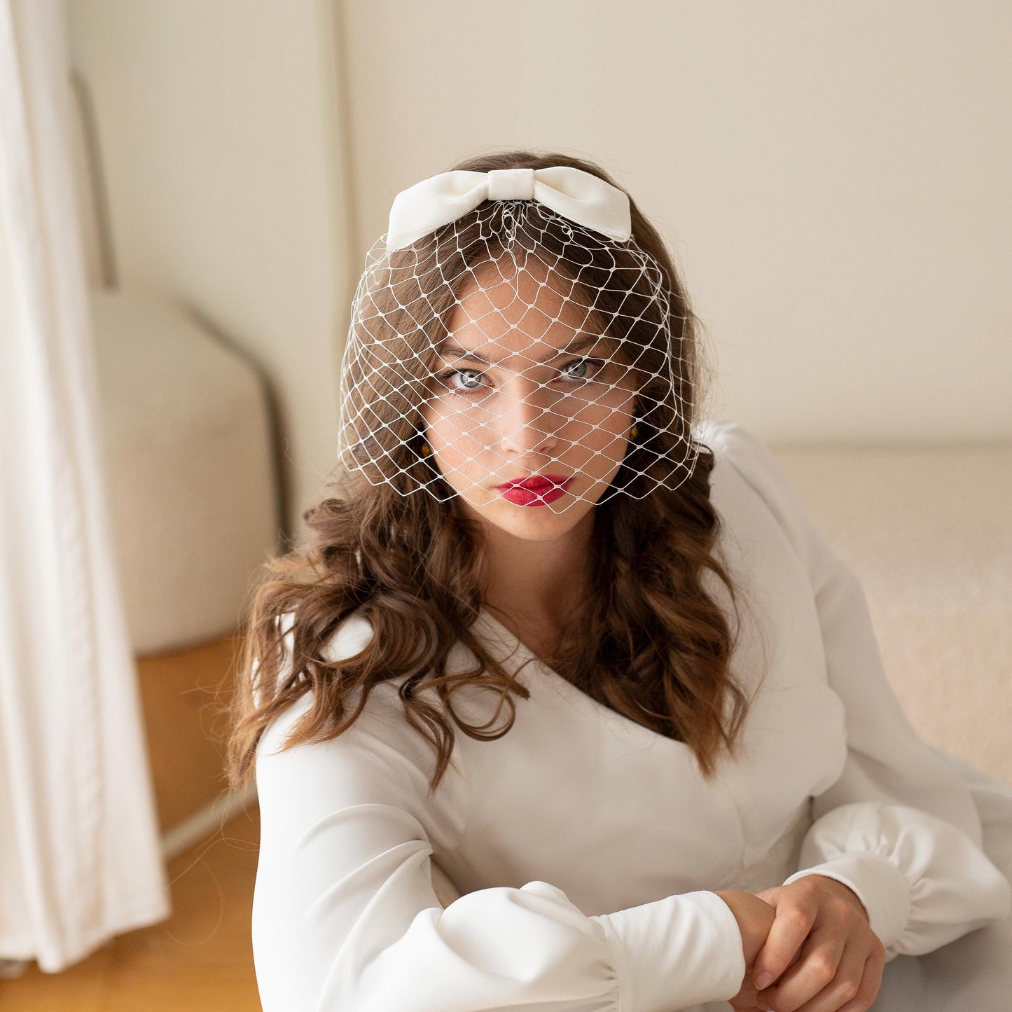 Ivory Velvet Bow Birdcage Veil: Vintage Inspired Hairbow Blusher
