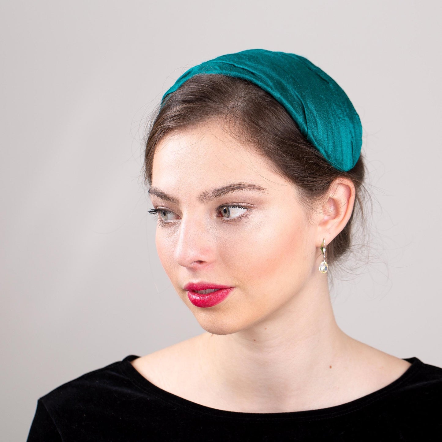 Teal Green Silk Calotte Hat Old Hollywood Glamour Half Hat Draped with Green Dupion