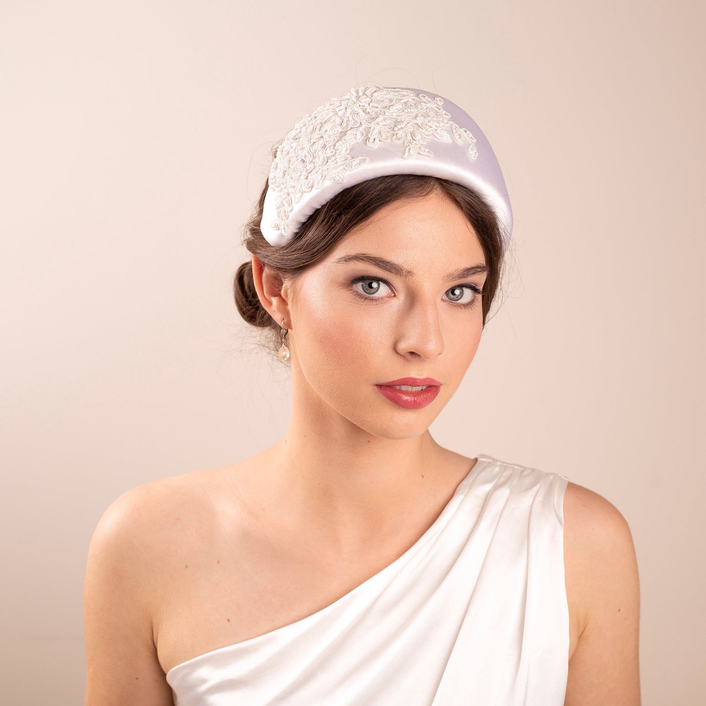 Mid-century Beaded Lace Bridal Headband, Wide Headband for a Bride in Ivory Silk Satin Retro Wedding Headpiece