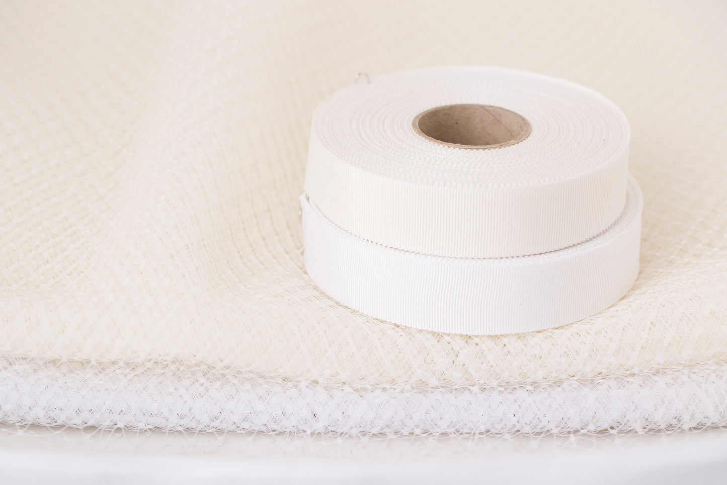 Floral Lace Birdcage Veil: Petite Wedding Headpiece