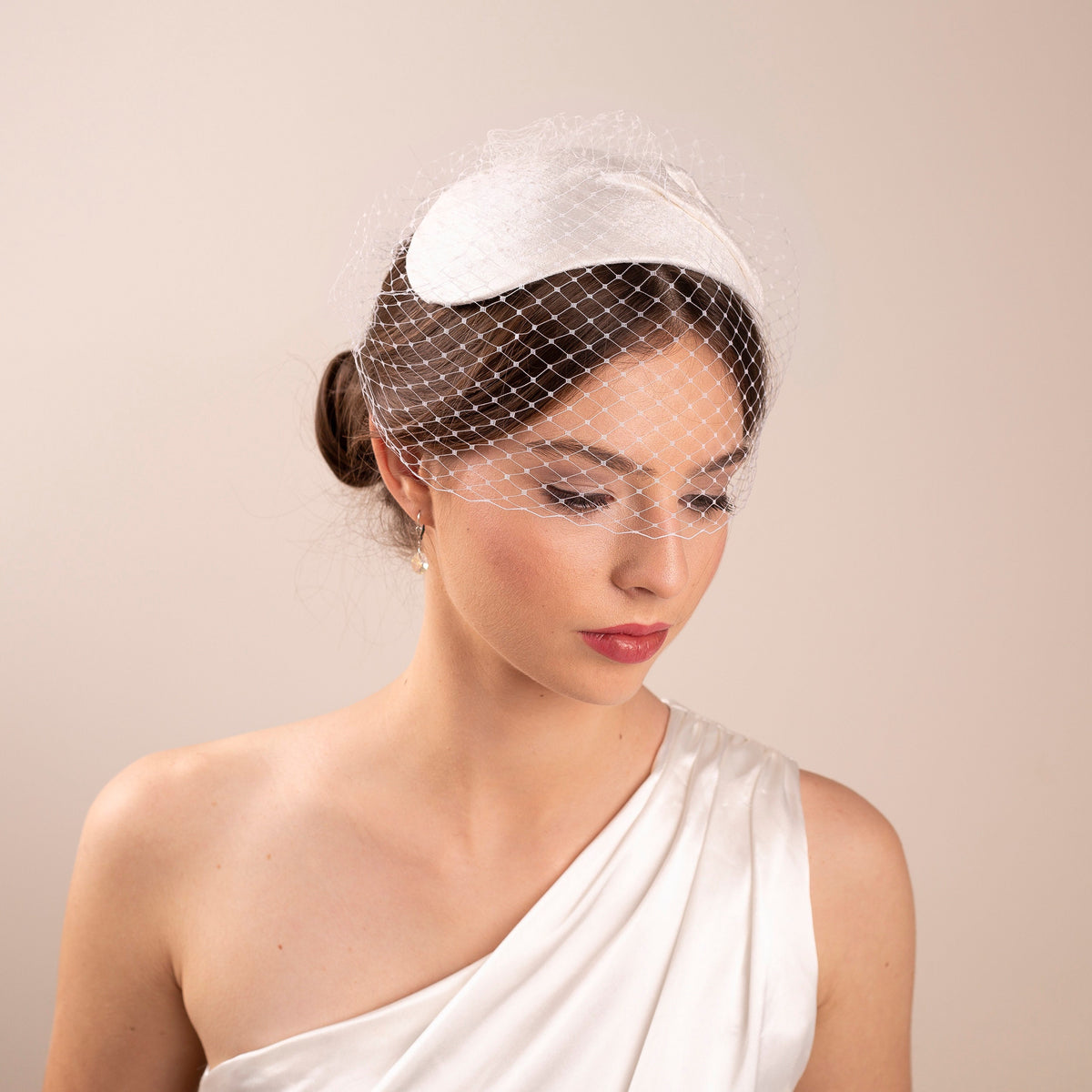 Ivory Silk Dupion Bridal Cap Hat: Grace Kelly Style Wedding Headpiece, Mid century Half Hat with removable Netting