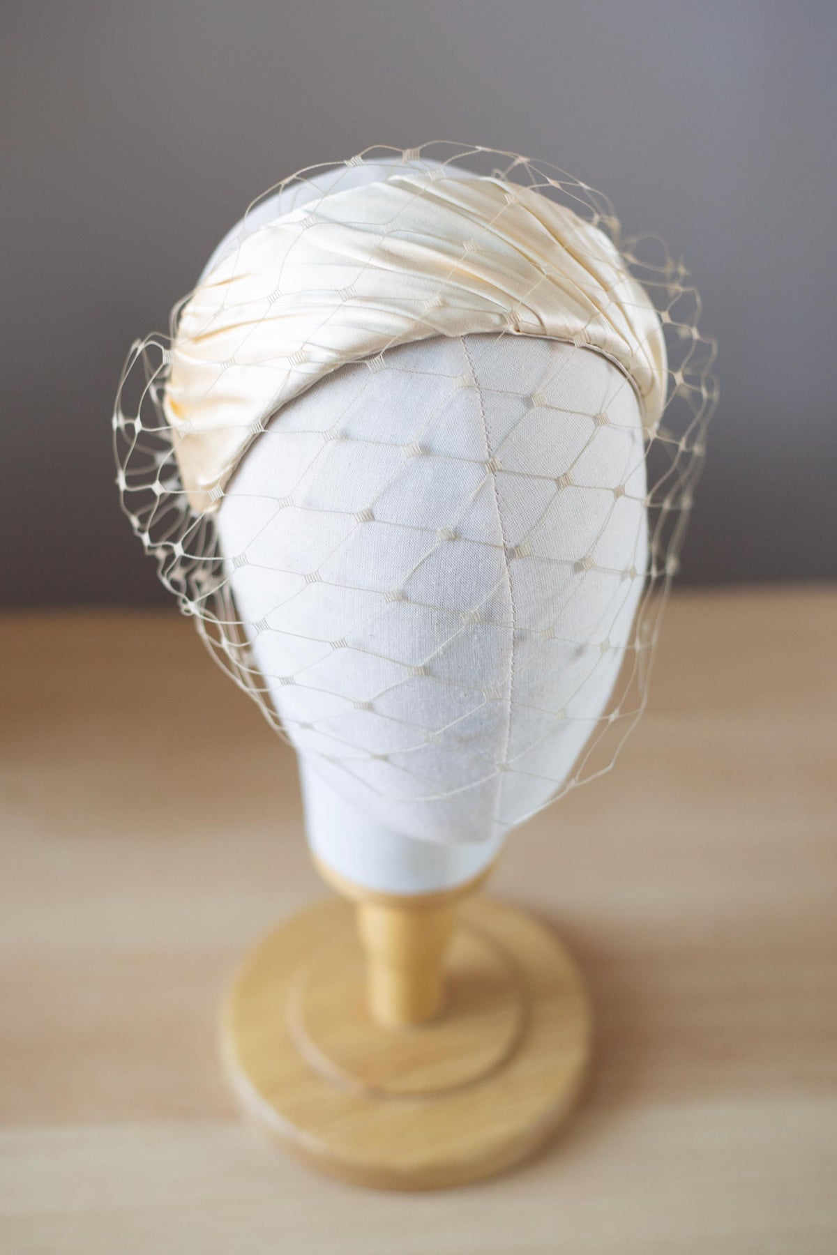 Golden Beige Silk Satin Headband with Vintage detachable Veil, millinery Headpiece in Old Hollywood style