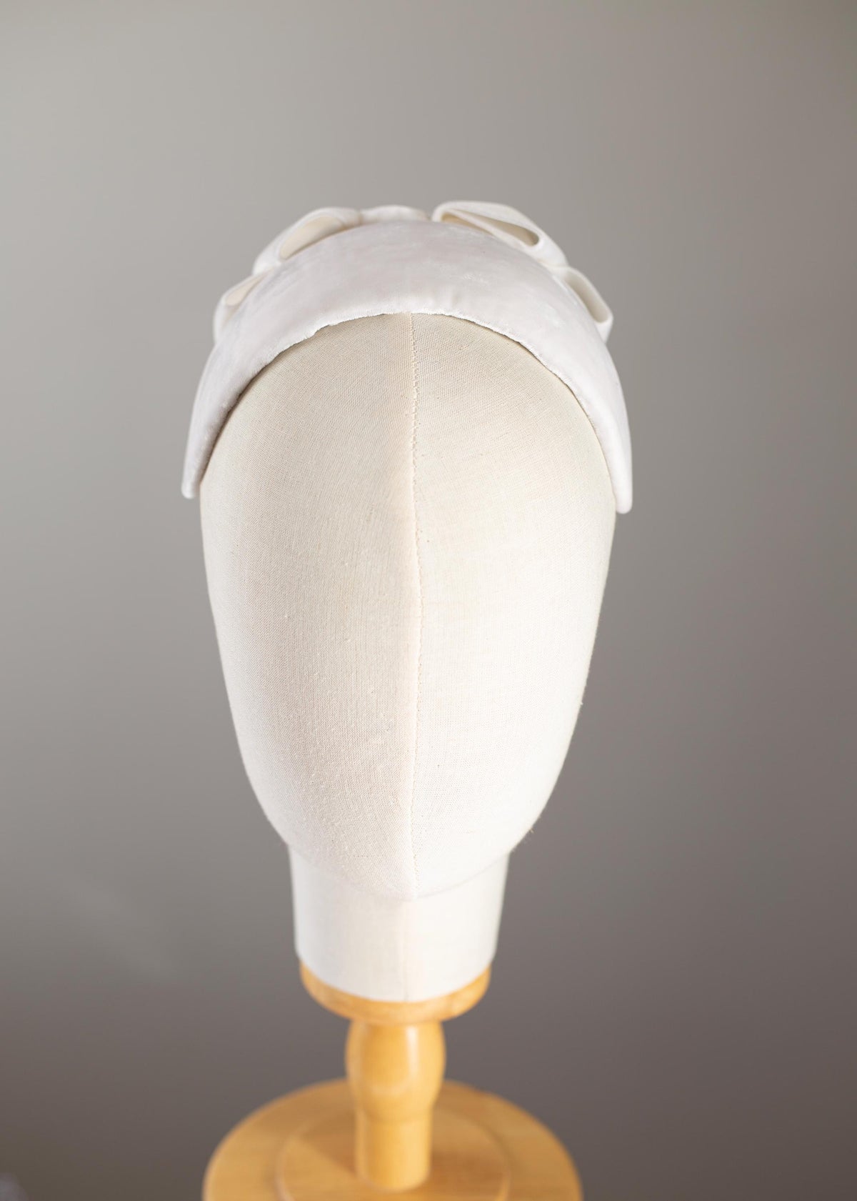 Silk Velvet Bridal Half Hat with Double Bow & Pearl Birdcage Veil | City Hall Bride | Old Hollywood Bridal Hat
