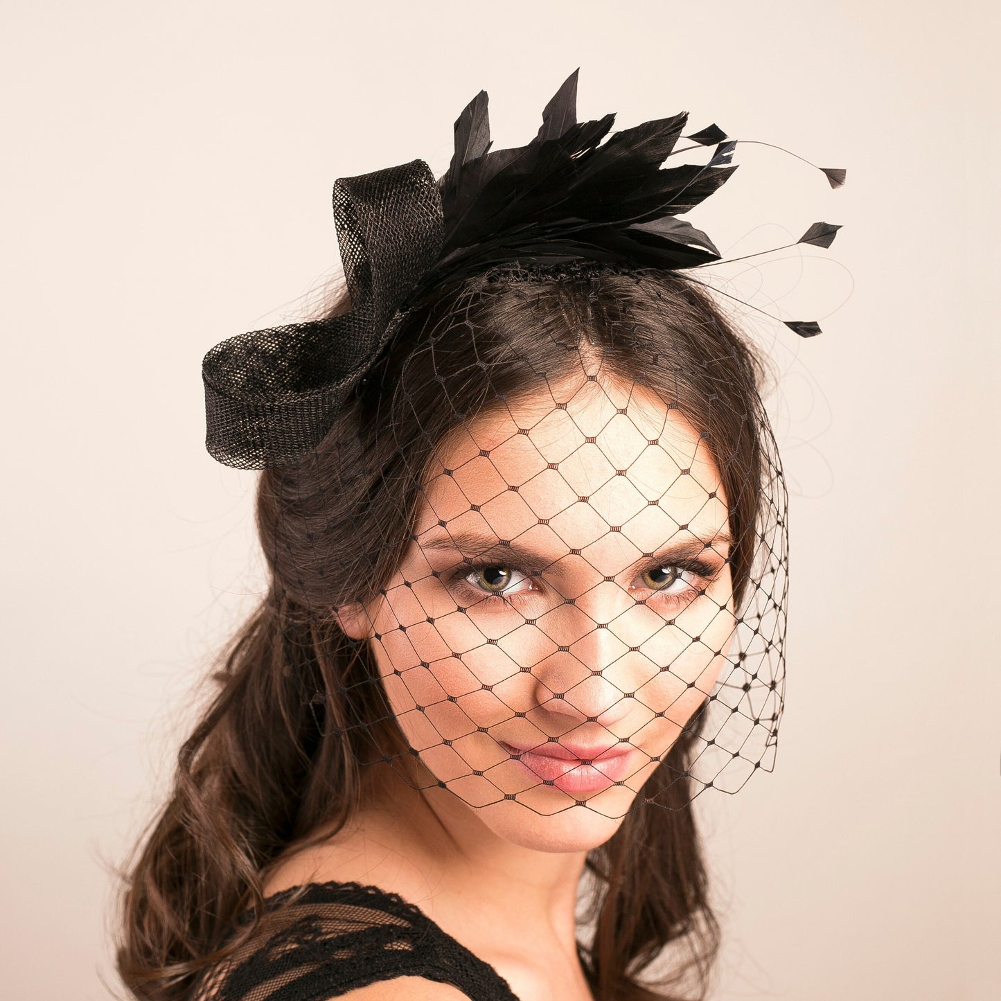 Black Feather Fascinator: Detachable Birdcage Veil Headpiece for Weddings or Funerals