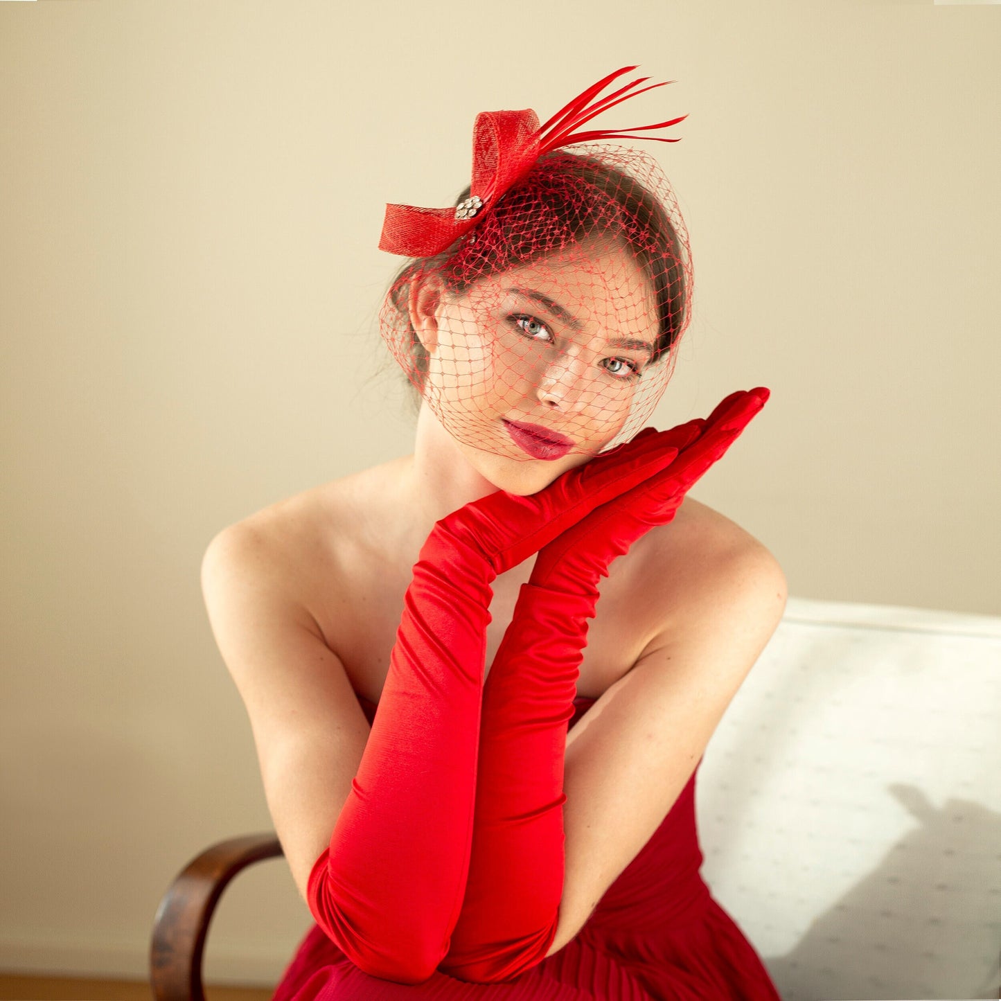 Red Feather Fascinator Poppy Headpiece with removable Birdcage Veil, Face Netting Veil in red