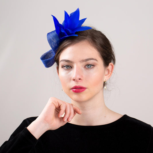 Bright Blue Feather Fascinator Elegant Party Headpiece Womens Fascinator for Occasion