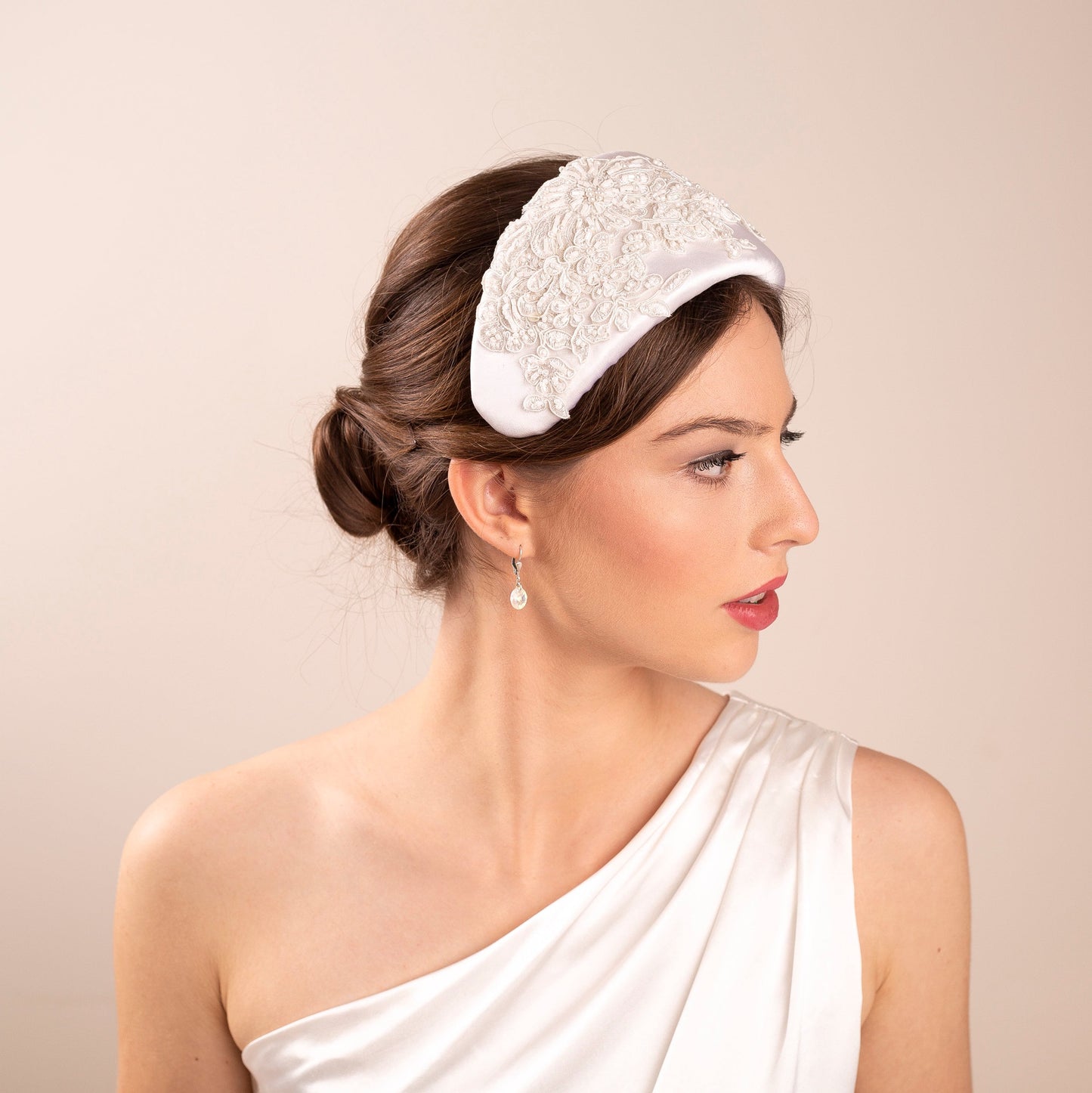 Mid-century Beaded Lace Bridal Headband, Wide Headband for a Bride in Ivory Silk Satin Retro Wedding Headpiece