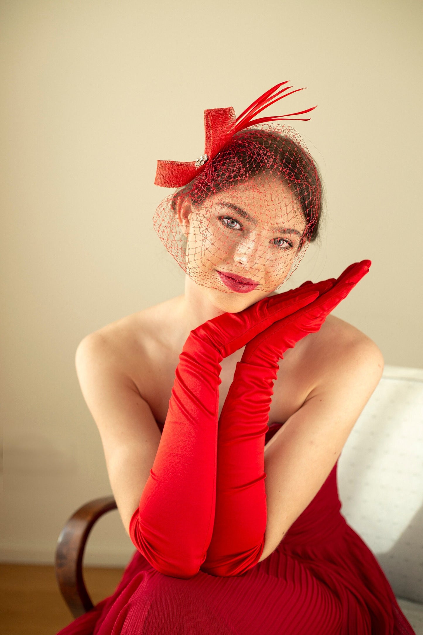 Red Feather Fascinator Poppy Headpiece with removable Birdcage Veil, Face Netting Veil in red