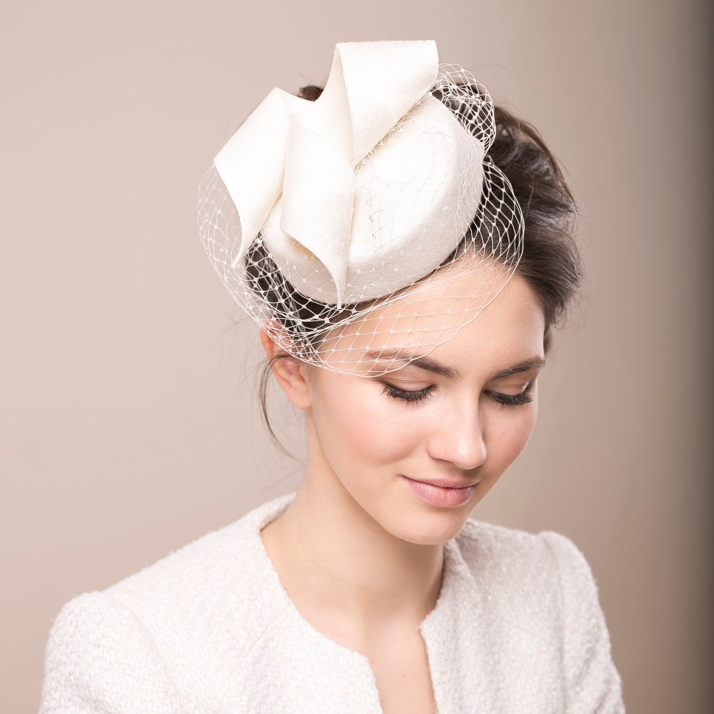 Bridal Fur Felt Pillbox Hat: Modern Wedding Birdcage Veil Headpiece