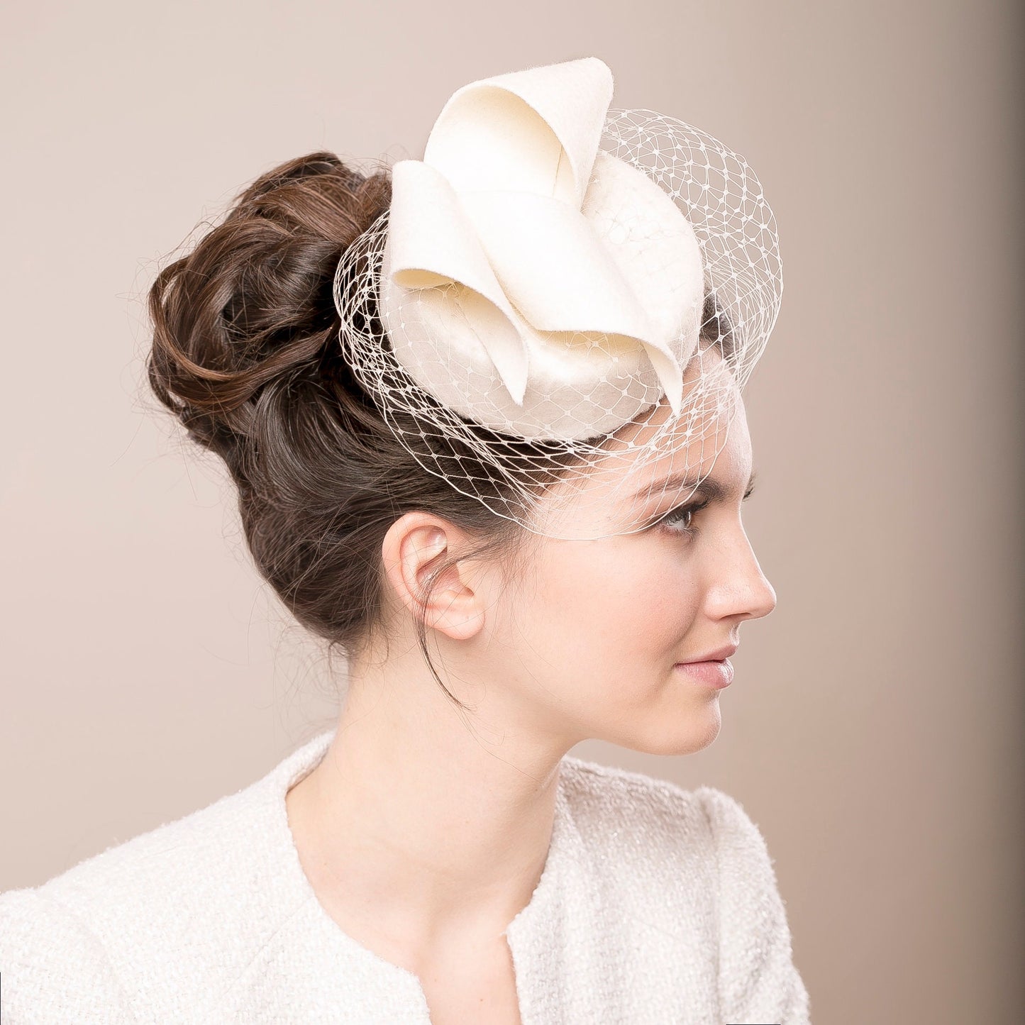 Bridal Fur Felt Pillbox Hat: Modern Wedding Birdcage Veil Headpiece