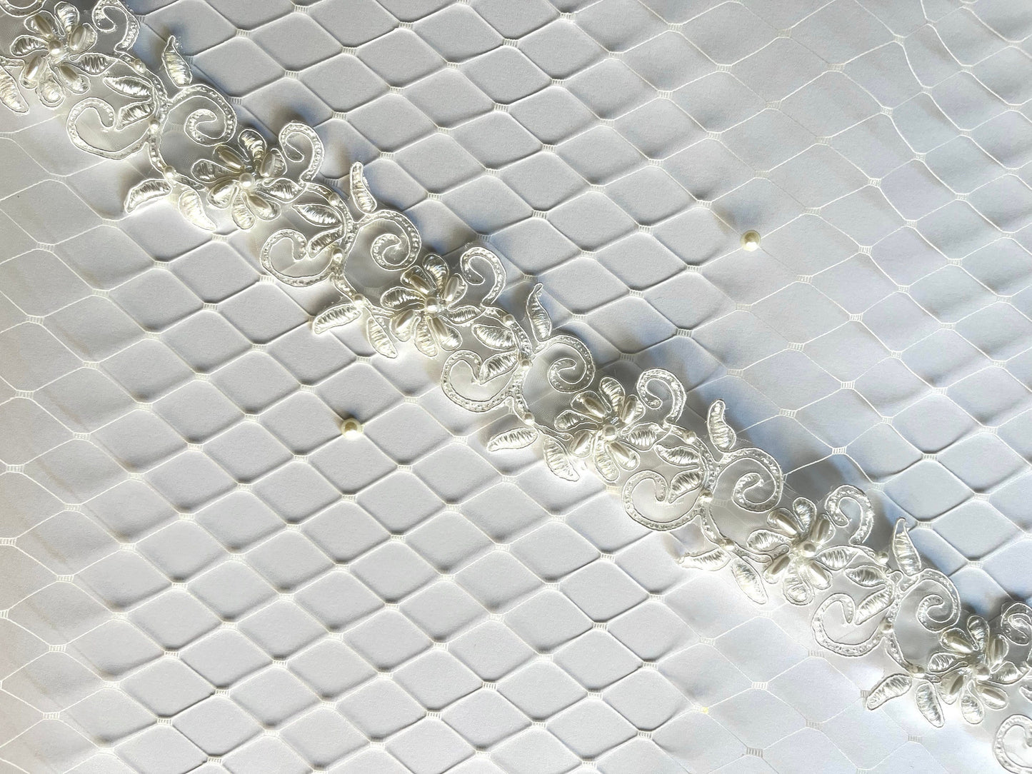 Civil Wedding Lace and Pearl Veil with Pearl Beaded Lace Short Bridal Veil Scattered Pearl Veil Pearl-Adorned Veil City Hall Wedding Veil