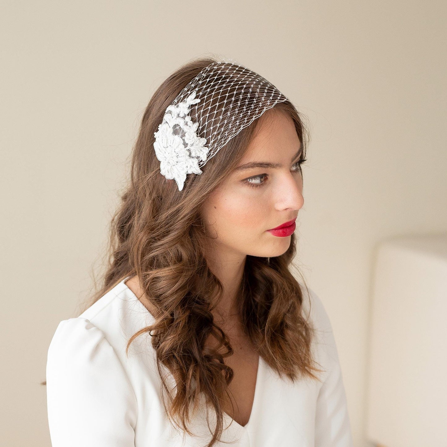 Wedding bandeau veil made of lace, face netting with pearl-embellished lace, ivory floral lace net headband for the bride