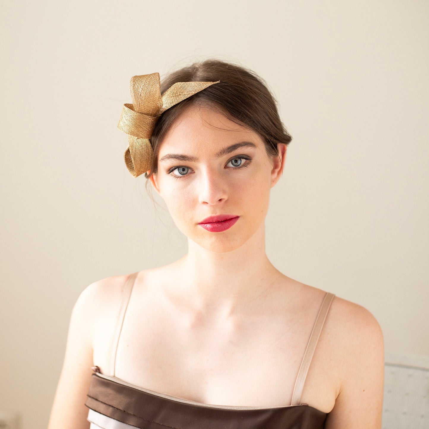 Metallic Gold Bow Fascinator: Elegant Sinamay Headpiece