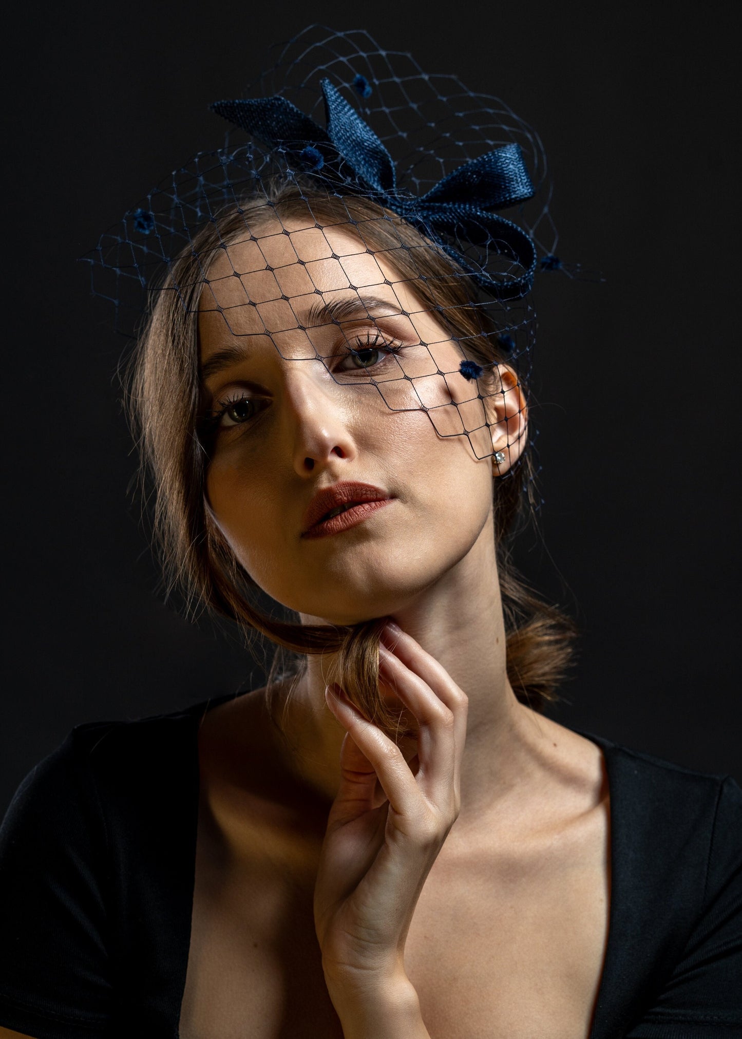 Navy Hair Bow Fascinator with Dotted Netting Veil, Wedding Headpiece and Birdcage