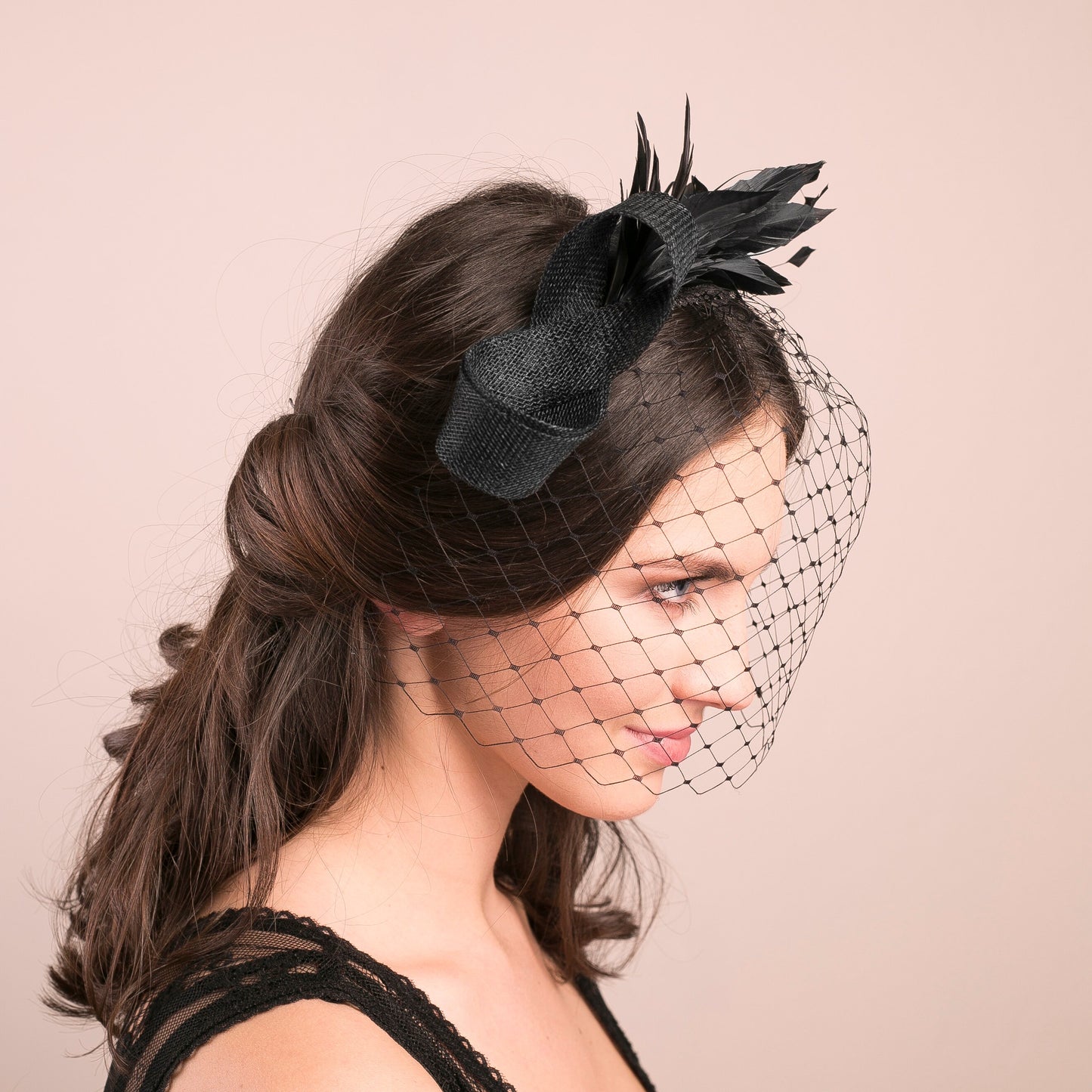 Black Feather Fascinator: Detachable Birdcage Veil Headpiece for Weddings or Funerals
