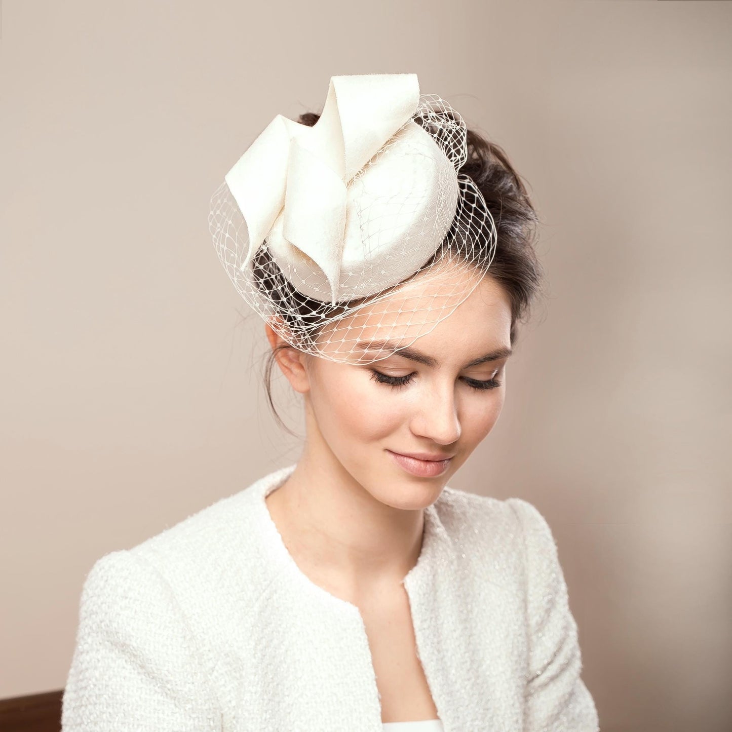 Bridal Fur Felt Pillbox Hat: Modern Wedding Birdcage Veil Headpiece