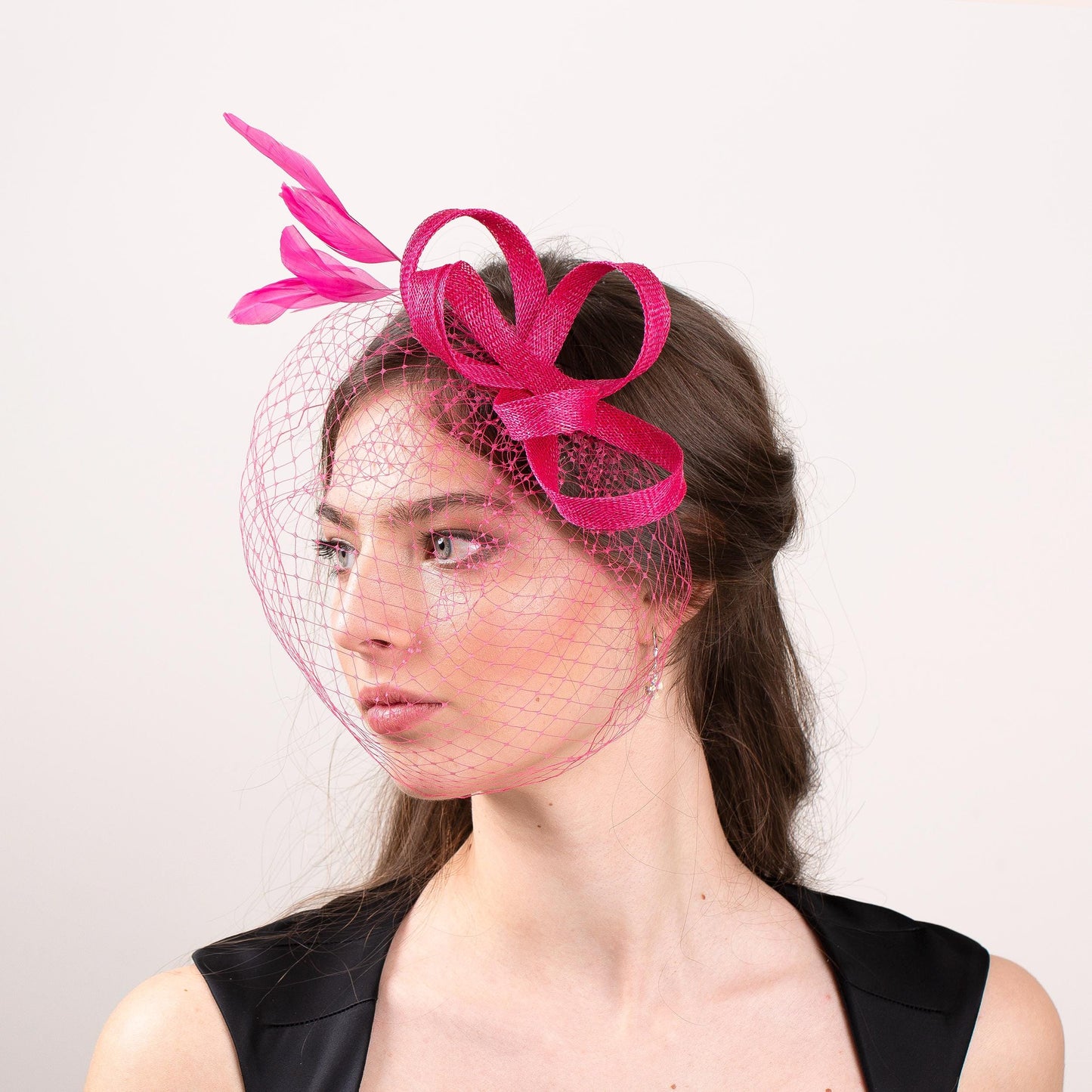 Raspberry Pink Feather Fascinator, Modern Birdcage Veil Headpiece for Occasions Formal Events