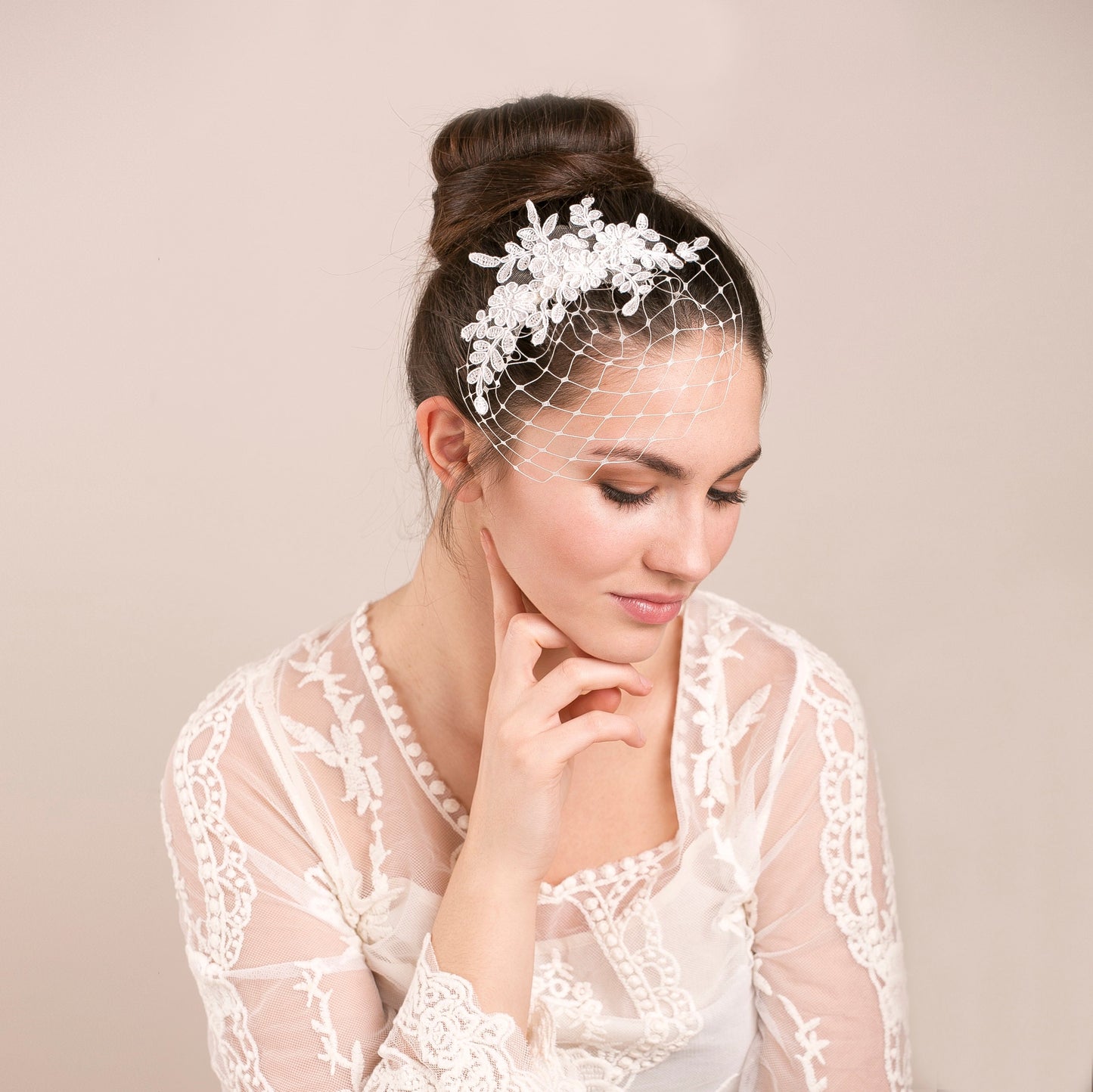 Floral Lace Birdcage Veil: Petite Wedding Headpiece