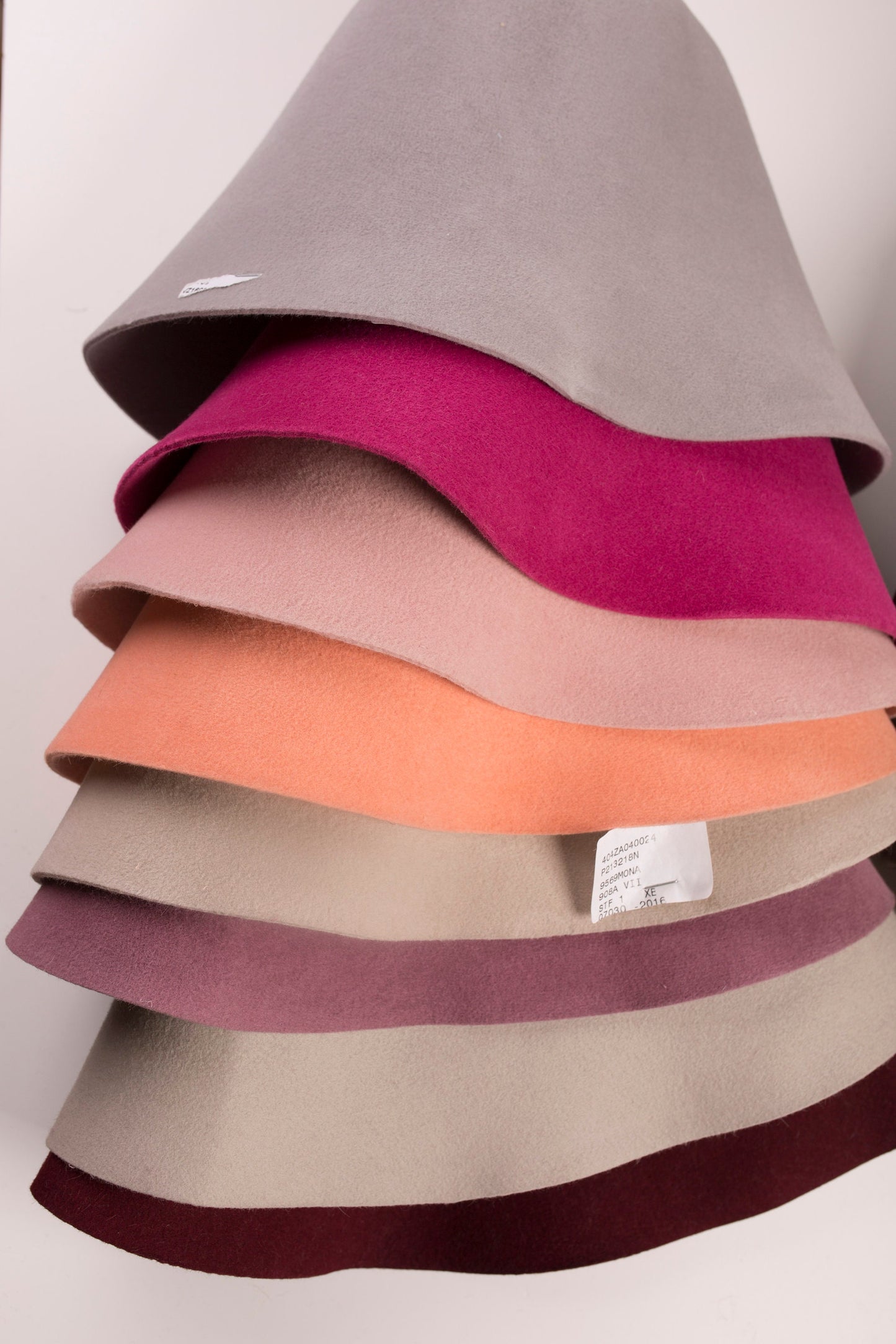 Bridal Fur Felt Pillbox Hat: Modern Wedding Birdcage Veil Headpiece