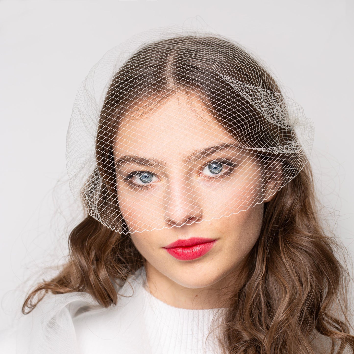 Vintage Netting Bridal Veil, Short Birdcage Face Veil in Bandeau Style Wedding Veil Courthouse Wedding Guest Veil Civil Ceremony