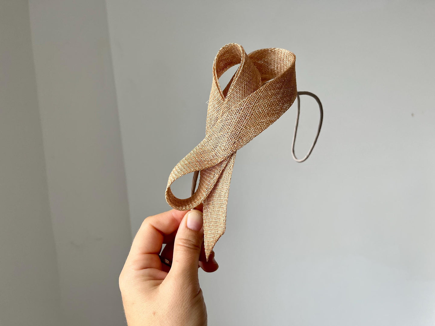 Golden Fascinator for Special Occasions – Modern Hat Design for Women, Minimalist Style on Double Headband