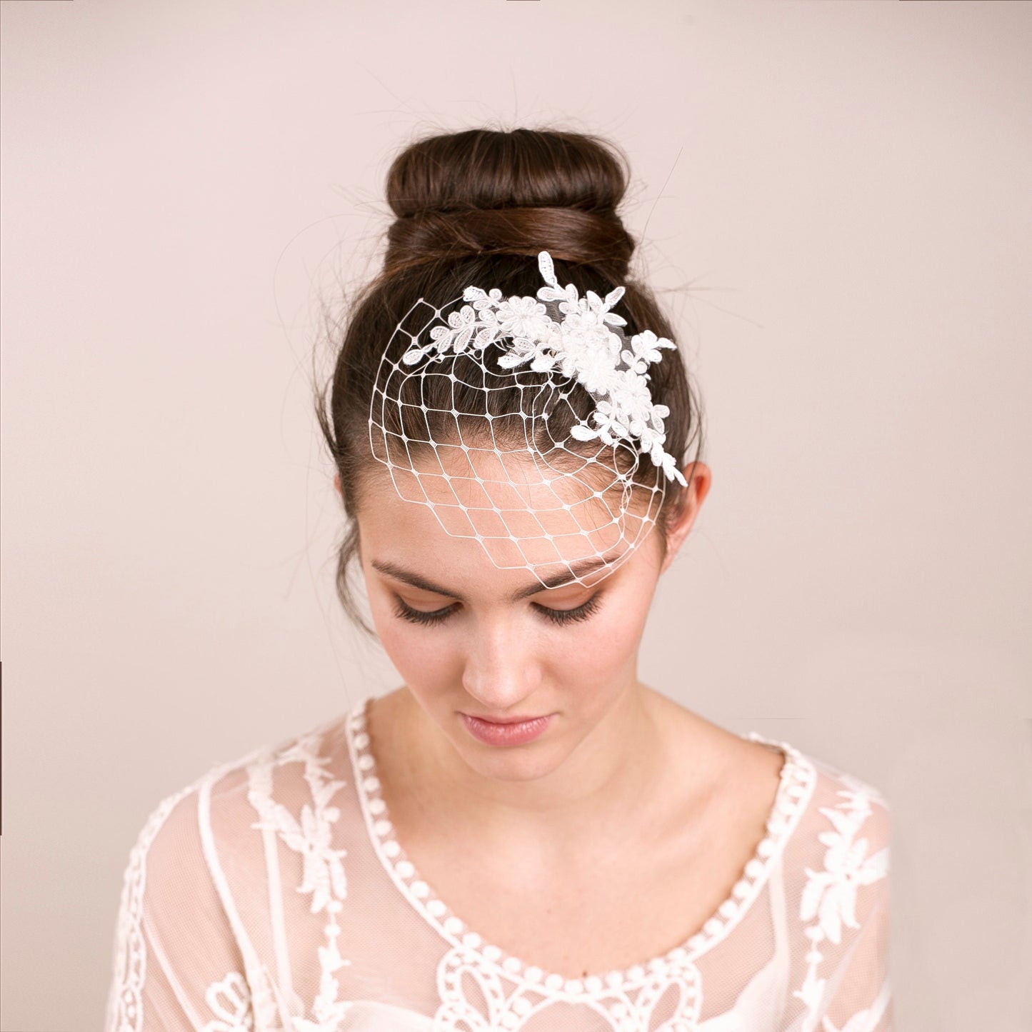 Floral Lace Birdcage Veil: Petite Wedding Headpiece