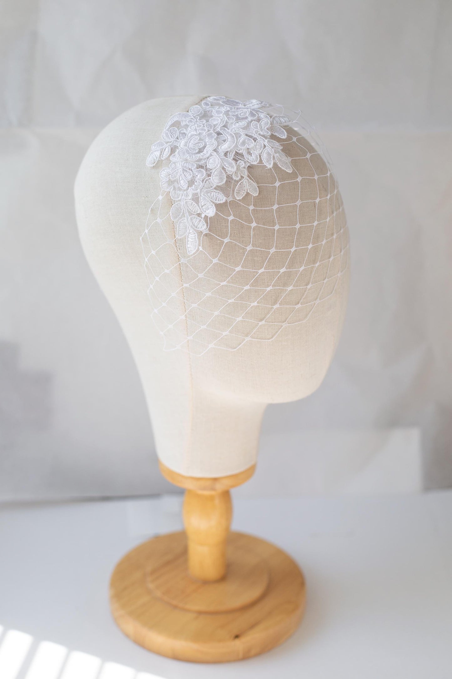 Floral Lace Birdcage Veil: White Vintage-Inspired Wedding Veil