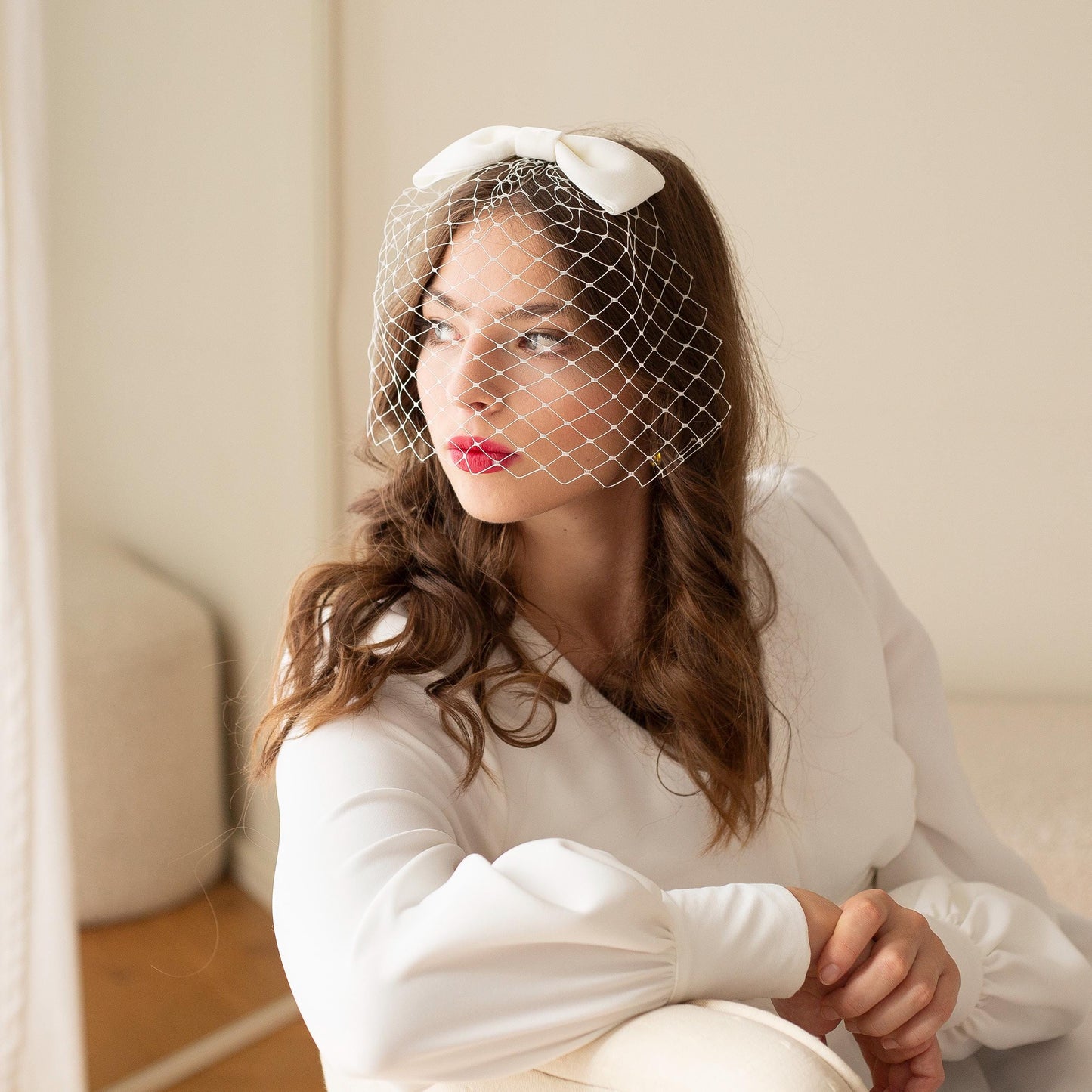 Ivory Velvet Bow Birdcage Veil: Vintage Inspired Hairbow Blusher