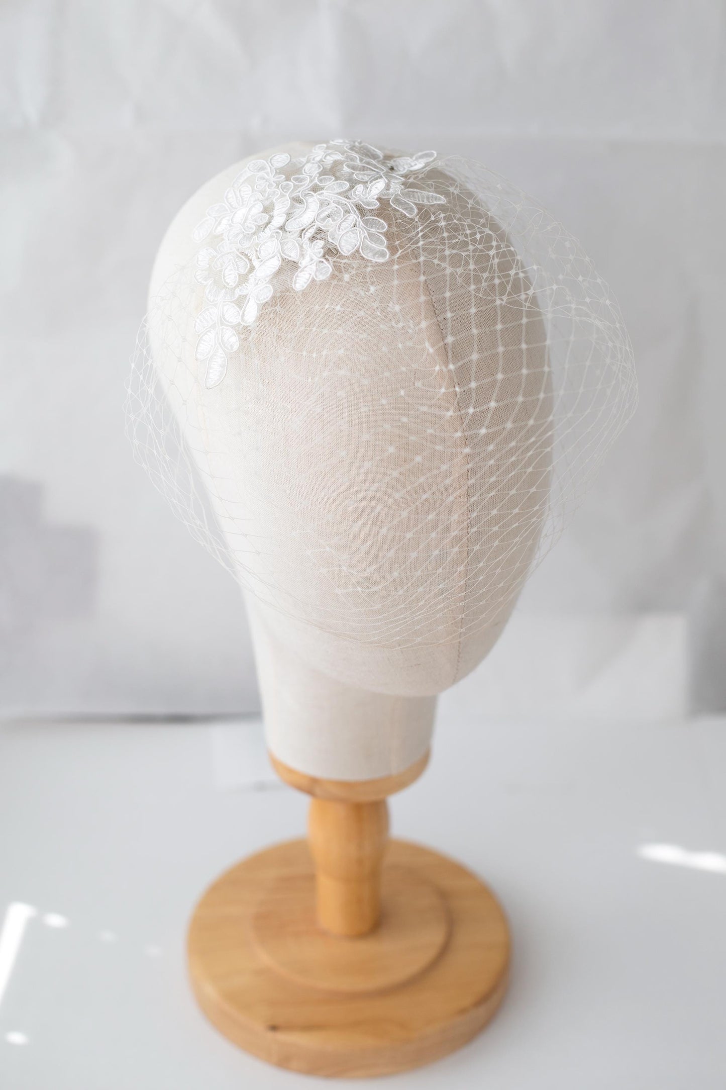 Floral Lace Birdcage Veil: White Vintage-Inspired Wedding Veil