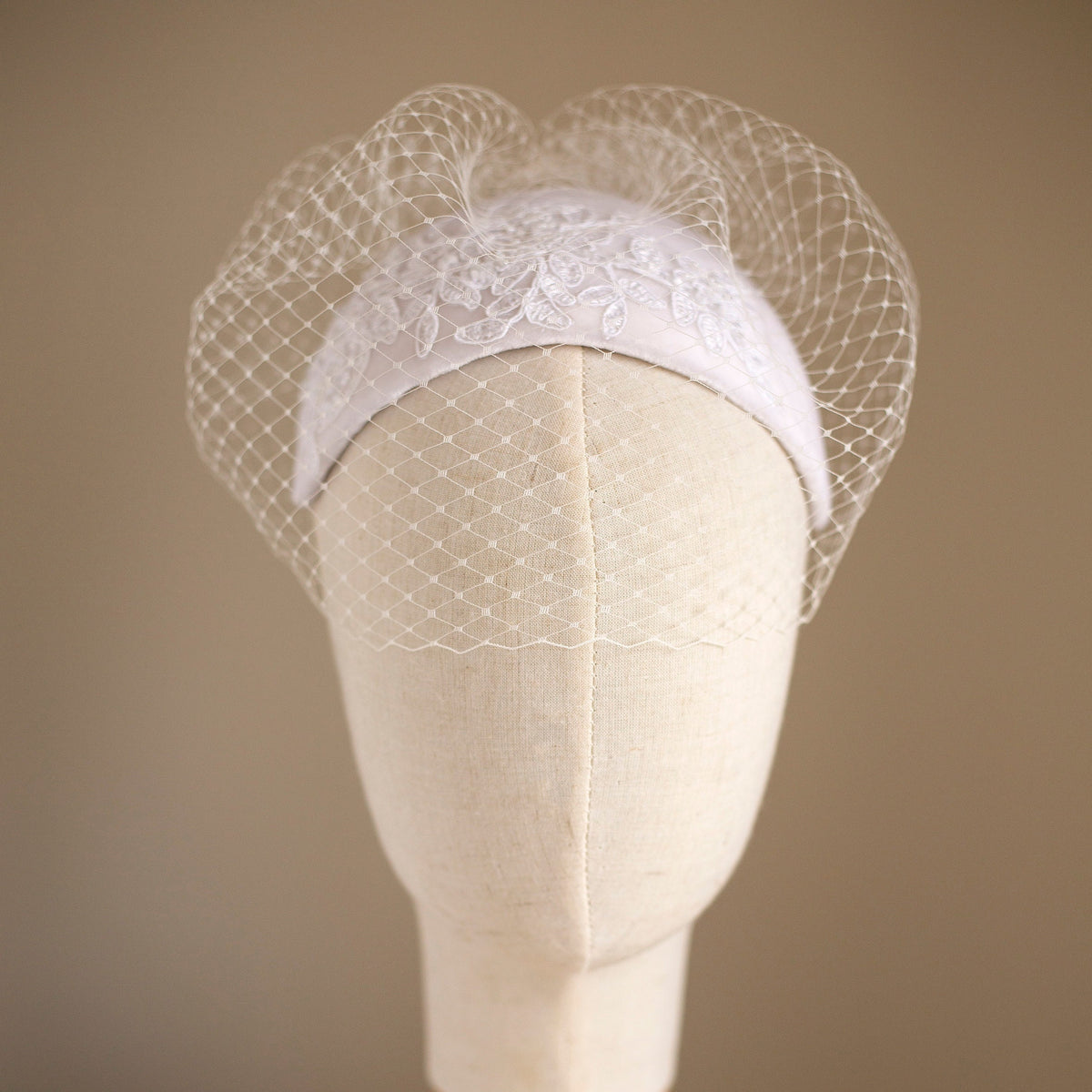 Vintage Lace Wedding Cap, Beaded Bridal Half Hat, Bridal Headband with Birdcage Veil, Bridal Retro Headpiece, Lace Fascinator