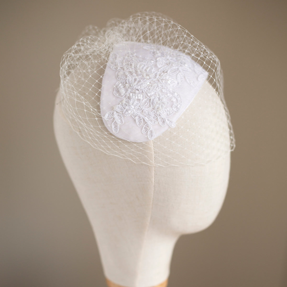 Vintage Lace Wedding Cap, Beaded Bridal Half Hat, Bridal Headband with Birdcage Veil, Bridal Retro Headpiece, Lace Fascinator