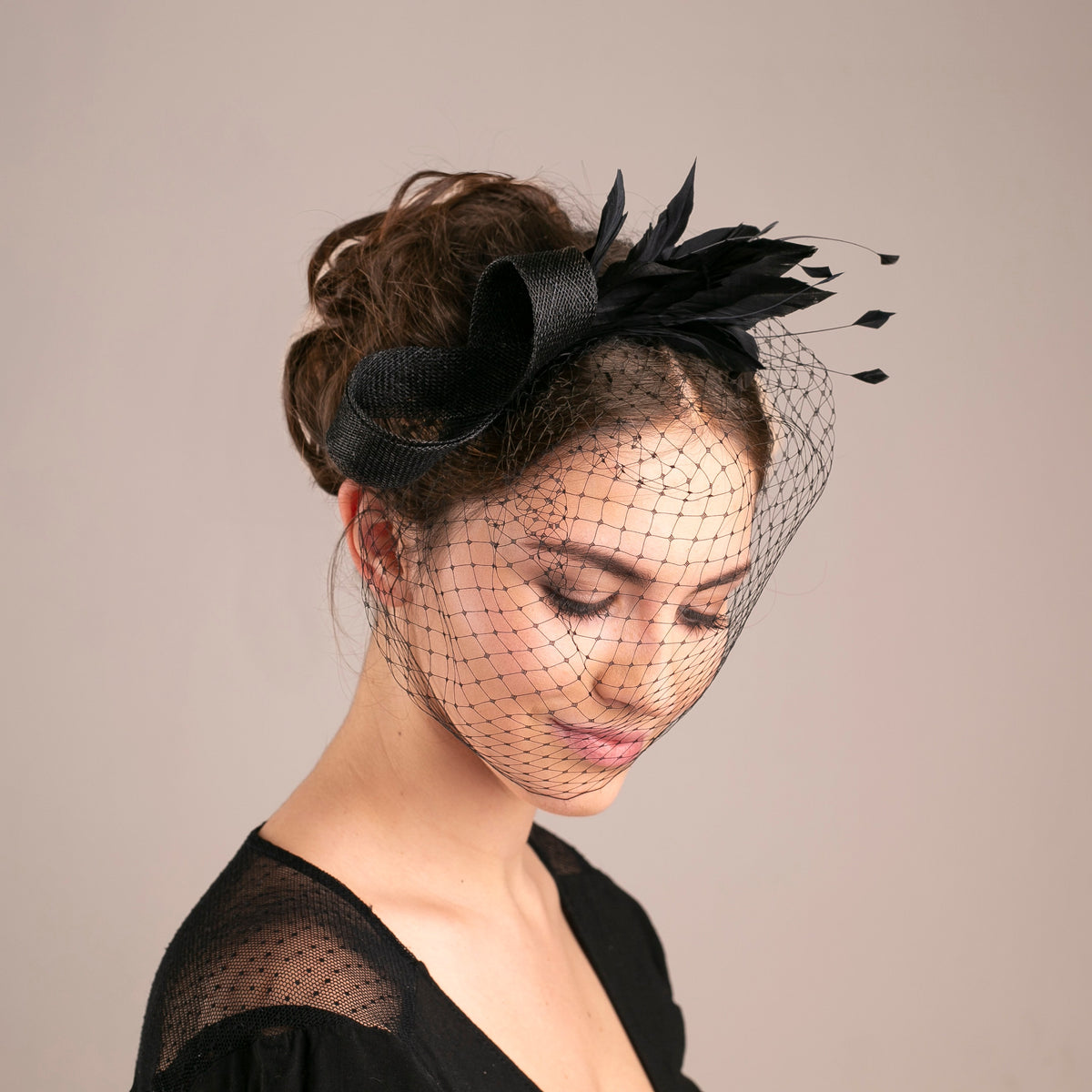 Black Feather Fascinator with Birdcage Veil for Wedding Guest, Formal Event Hairstyle, Occasion or Party