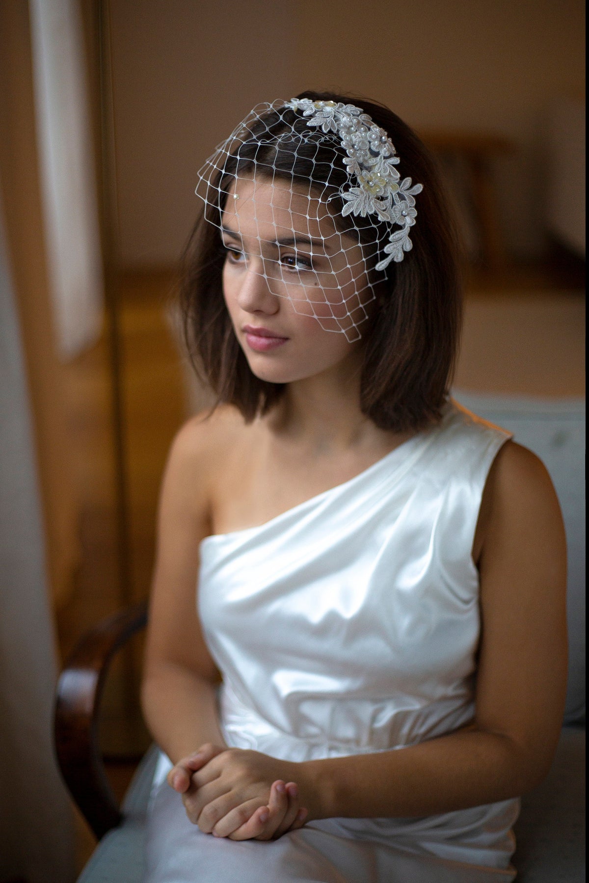 Ivory Lace Birdcage Veil – Bridal Hairpiece with Pearls, Vintage-Inspired Wedding Veil, Short Angled Veil