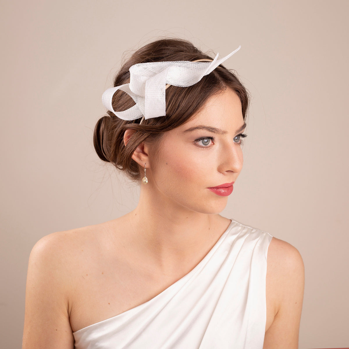 Ivory Bridal Fascinator – Modern Wedding Headpiece for Civil Ceremony Bride Hairpiece, Women Fascinator