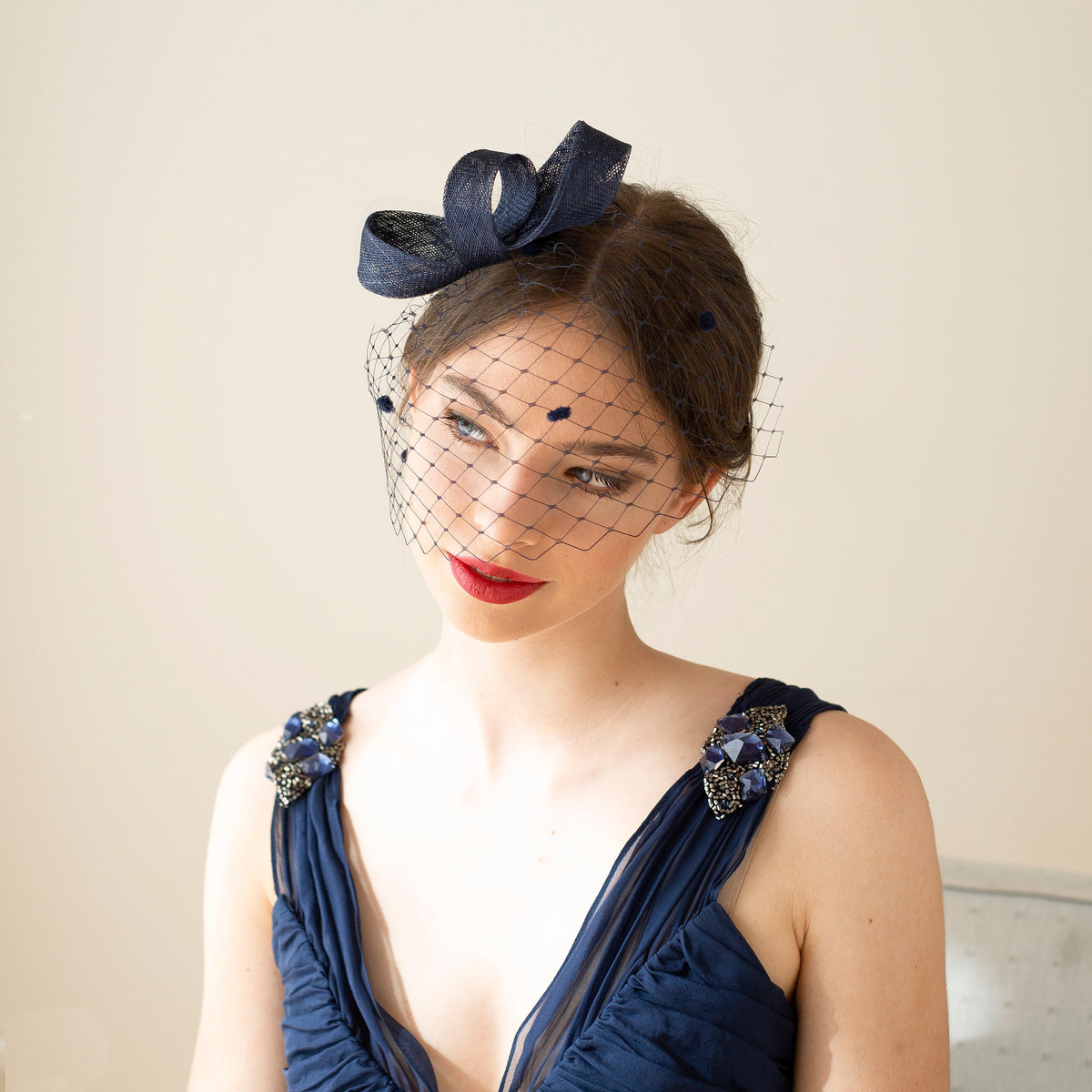 Navy Hair Bow Fascinator with Dotted Veil – Wedding and Formal Event Headpiece