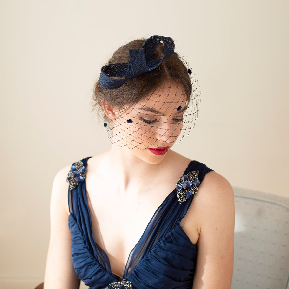 Navy Hair Bow Fascinator with Dotted Veil – Wedding and Formal Event Headpiece