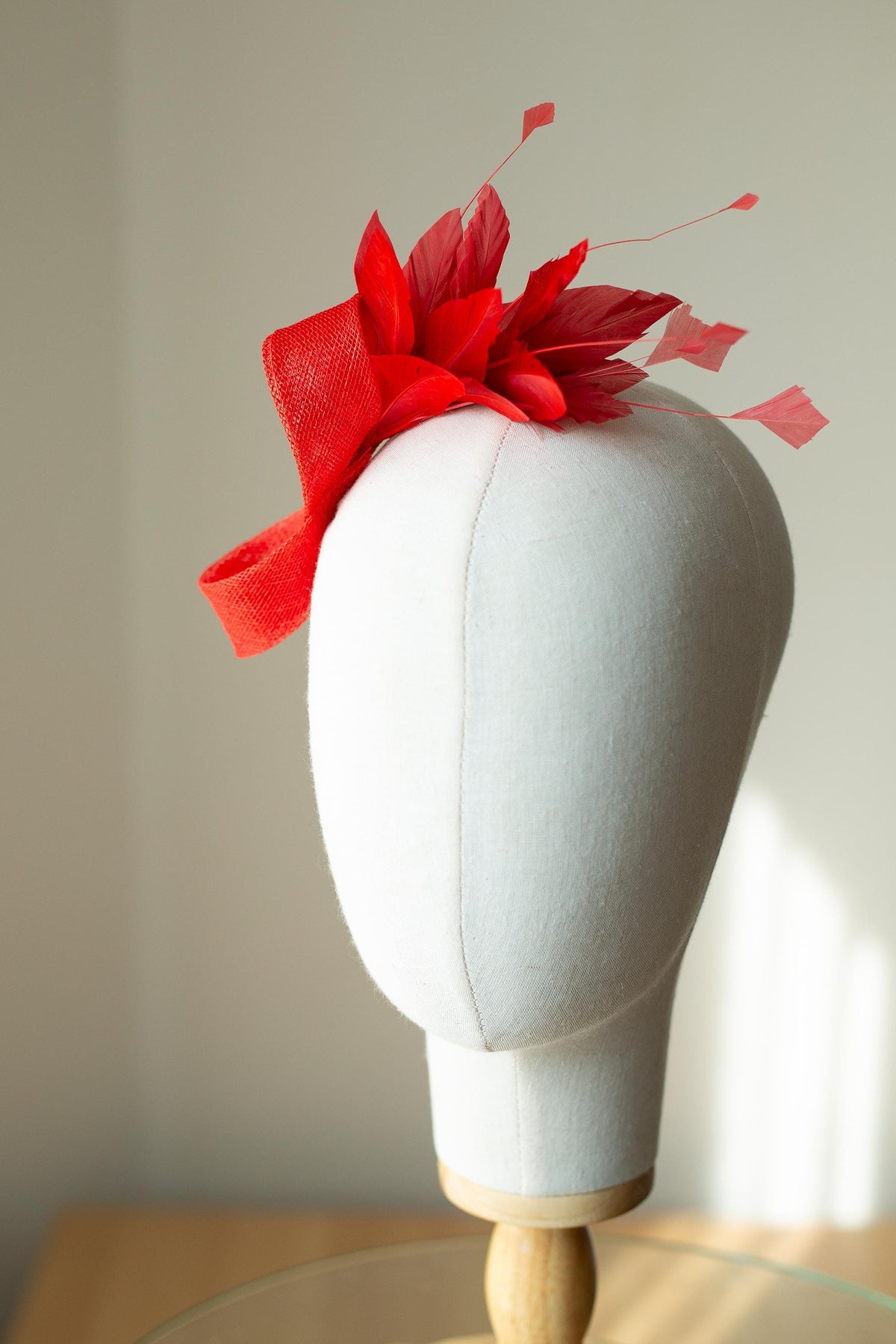 Poppy Red Feather Fascinator: Elegant Wedding Headpiece, Women Fascinator