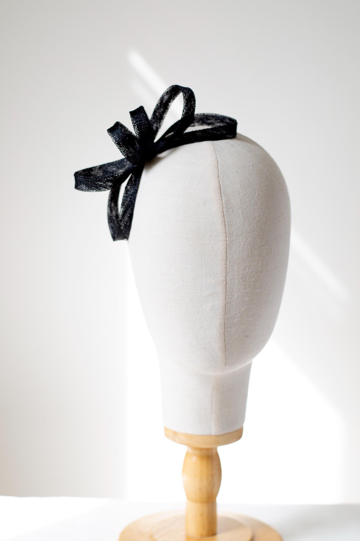 Elegant Black Sinamay Fascinator, Wedding Guest Hair Bow Headpiece on Clip in various colours, women fascinator