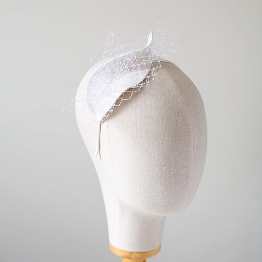 White Felt Leaf Bridal Headpiece: Veiled Wedding Fascinator with Netting on headband
