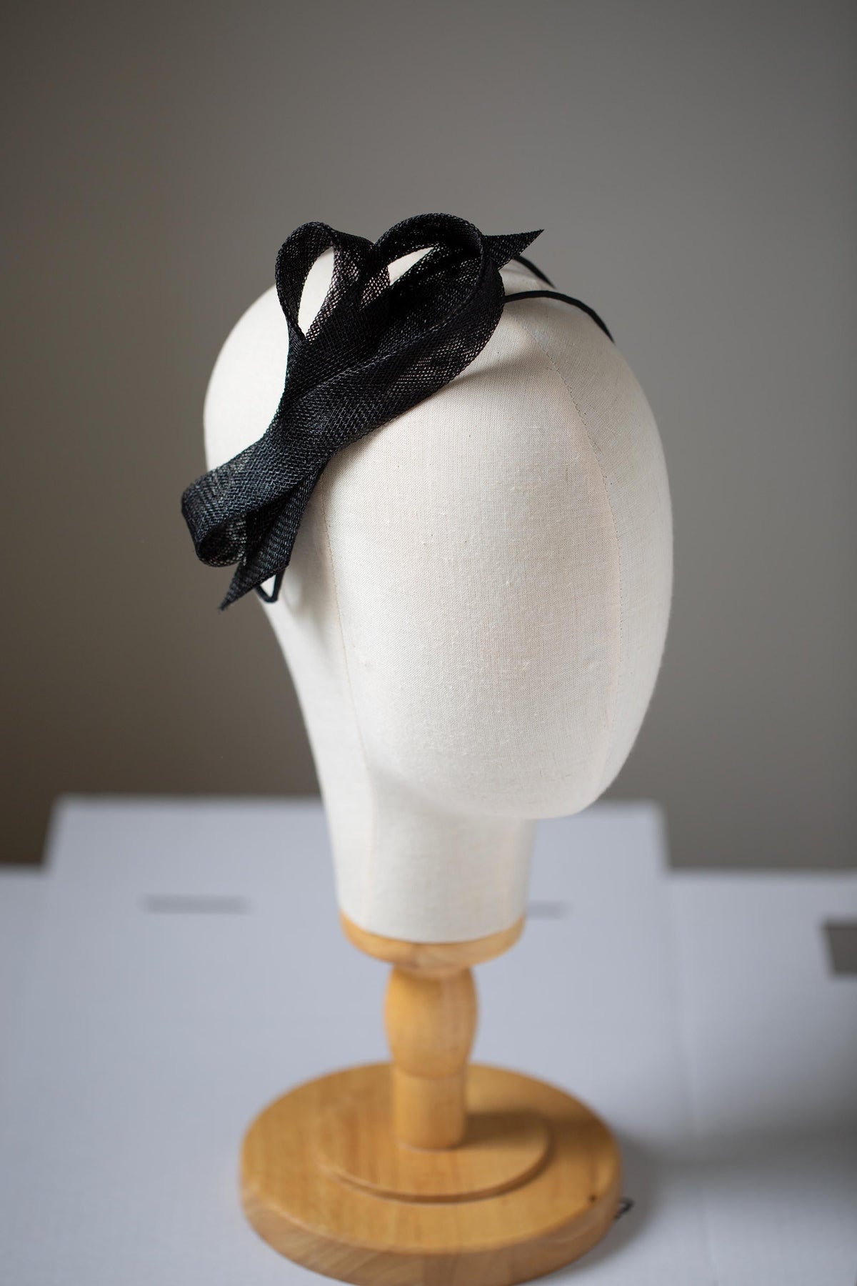 Minimalist Black Bow Fascinator with Birdcage: Wedding Hair Piece on Comfortable Headband
