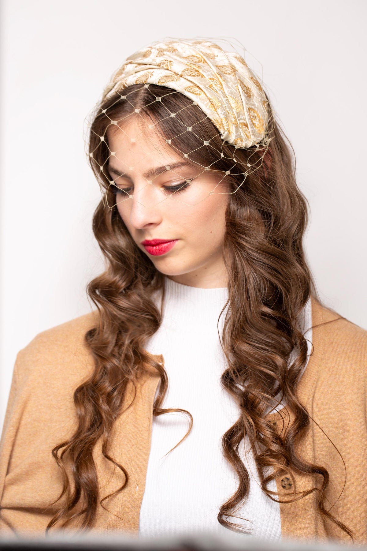 Mid-century Gold-Beige Cap Hat with Removable Face Veil, Old Hollywood Glamour Half Hat with Netting