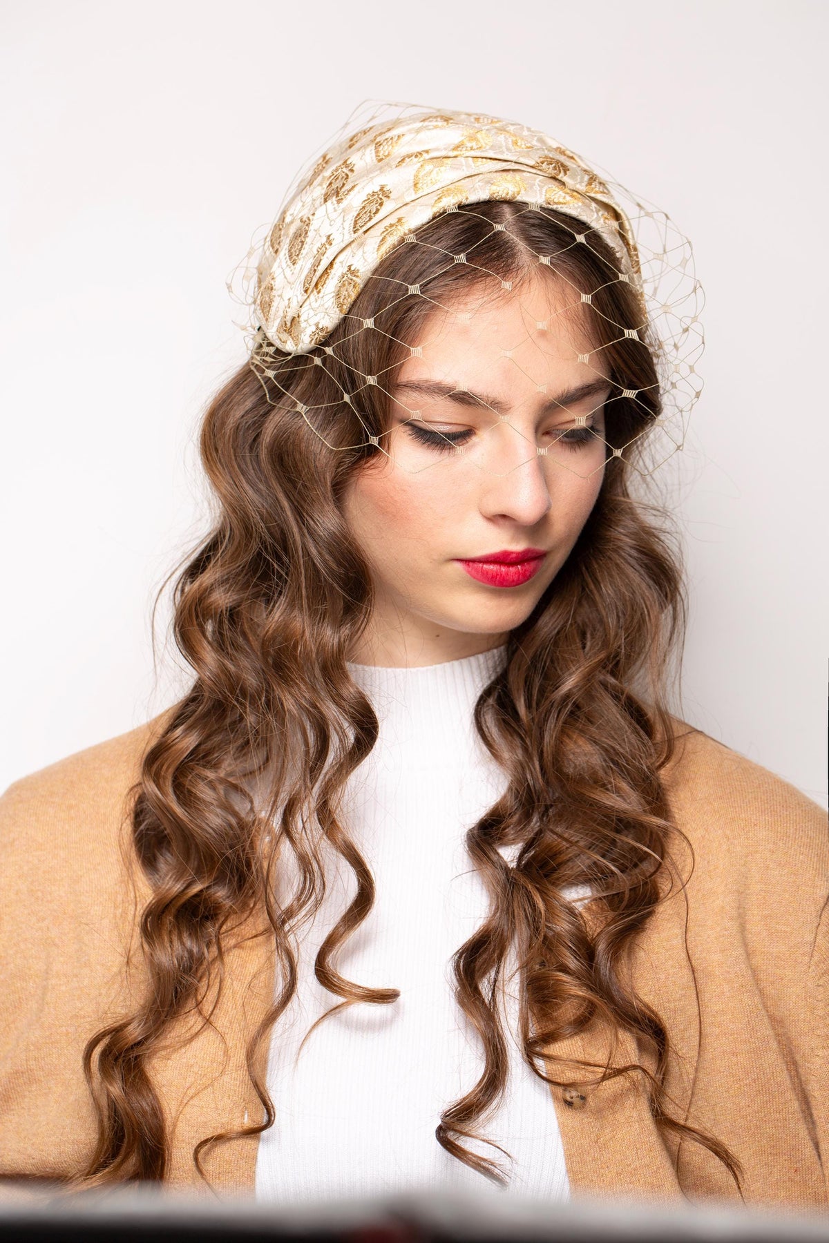 Mid-century Gold-Beige Cap Hat with Removable Face Veil, Old Hollywood Glamour Half Hat with Netting