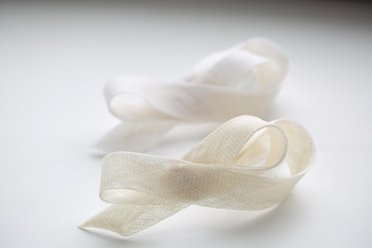 Bridal Bow Fascinator with Bandeau Veil, Wedding Headpiece on Clip, Birdcage Veil for Bride, City Hall Wedding Accessory, Courthouse Bride