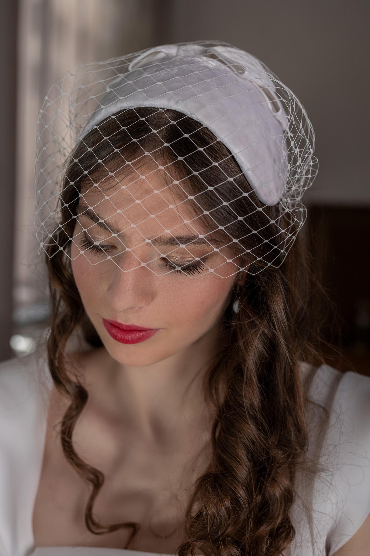 Silk Velvet Wedding Cap Headpiece with bow and birdcage, Old Hollywood style bridal hat, rear worn half hat for vintage bride