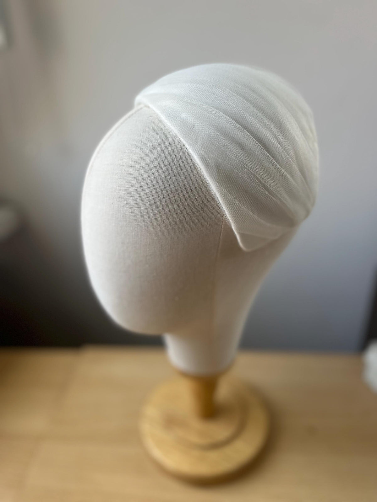 Vintage Inspired Bridal Half Hat in Ivory Tulle, Wedding Cap with Birdcage Veil, Grace Kelly Inspired Bridal Headpiece, Couture Millinery