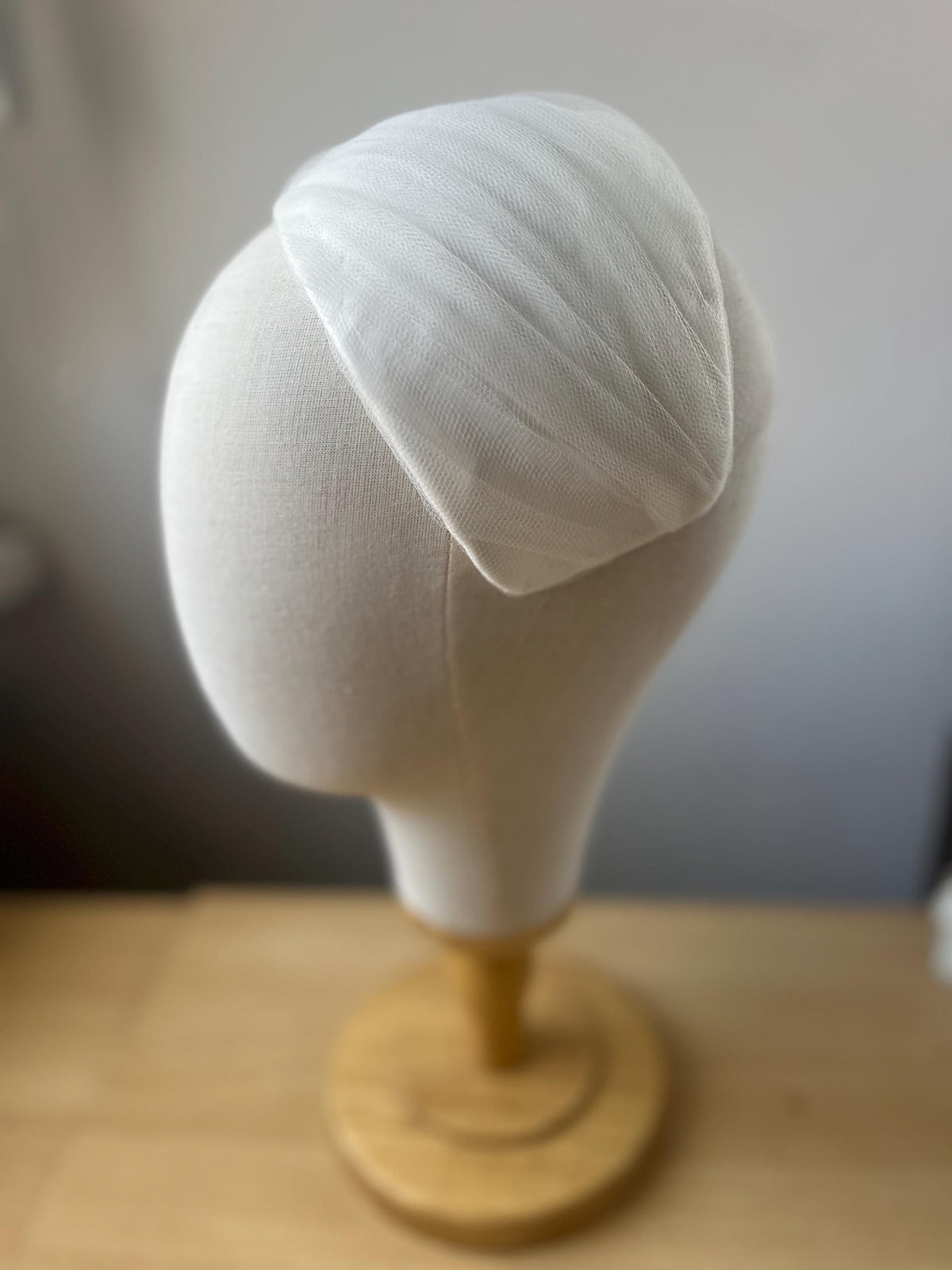 Vintage Inspired Bridal Half Hat in Ivory Tulle, Wedding Cap with Birdcage Veil, Grace Kelly Inspired Bridal Headpiece, Couture Millinery