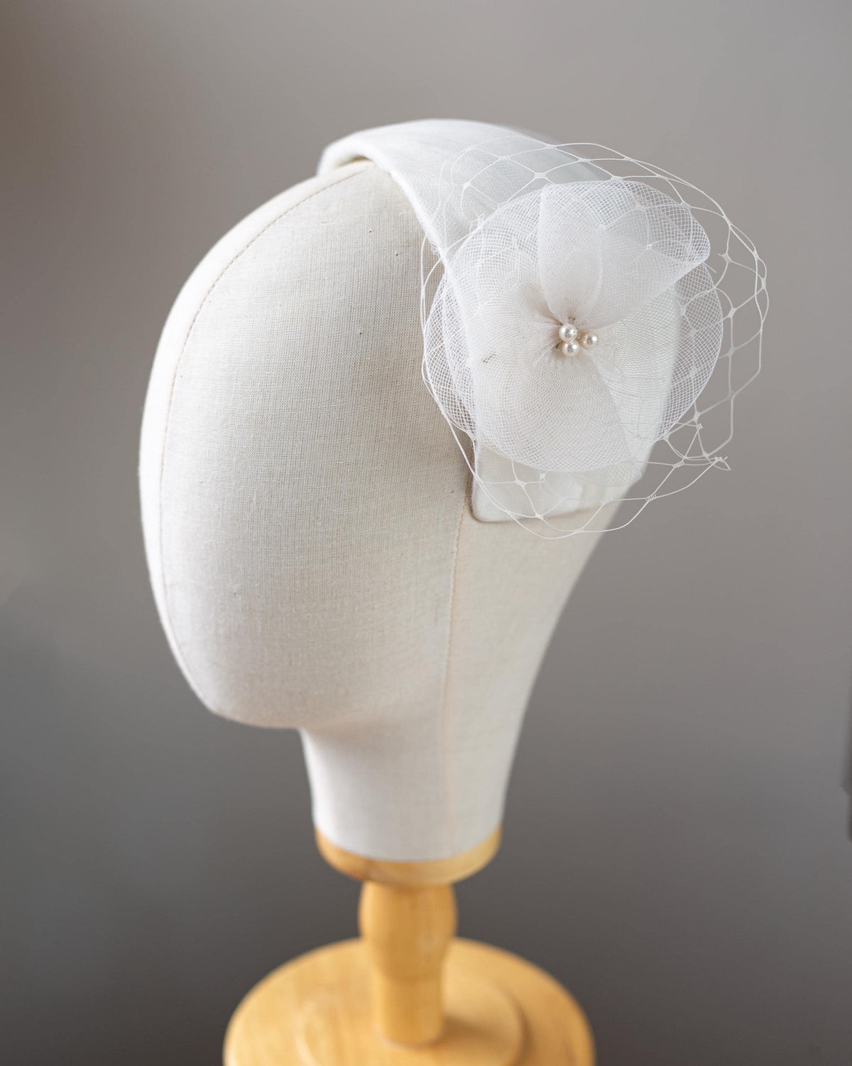 Vintage Bridal Half Hat Ivory Tulle, Wedding Cap and Crin Flower Swarovski Pearl, Grace Kelly Inspired Headpiece