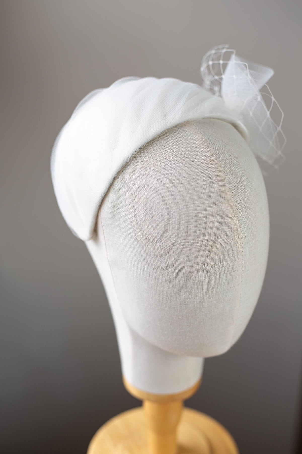 Vintage Bridal Half Hat Ivory Tulle, Wedding Cap and Crin Flower Swarovski Pearl, Grace Kelly Inspired Headpiece