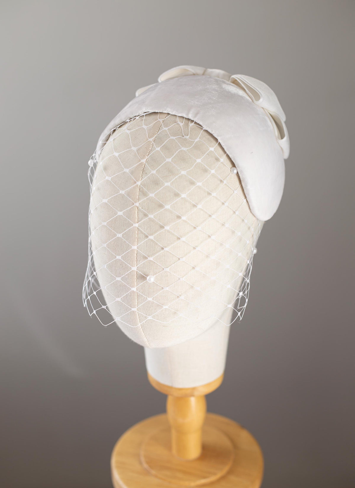 Silk Velvet Bridal Half Hat with Double Bow & Pearl Birdcage Veil | City Hall Bride | Old Hollywood Bridal Hat