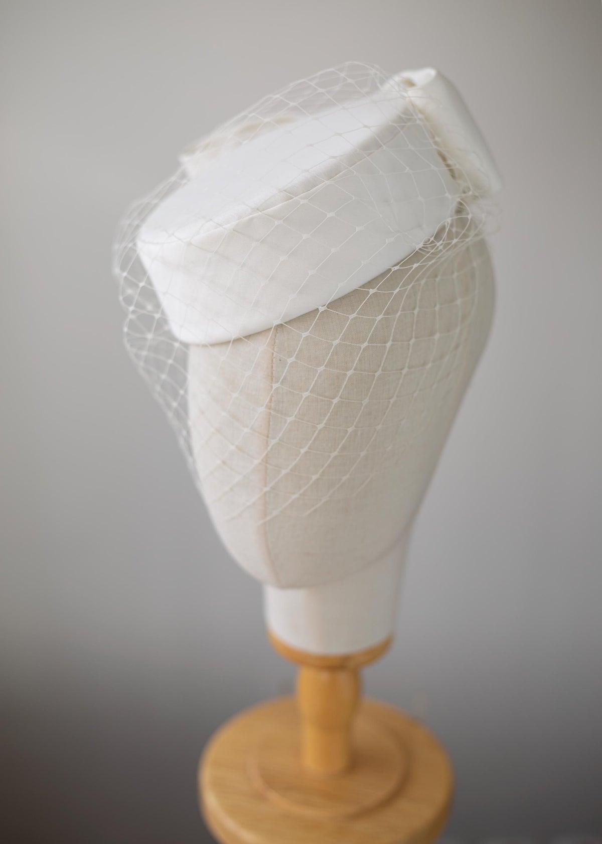 Ivory Satin Pillbox Hat with Detachable Birdcage Veil | Modern Bridal Hat | City Hall Wedding | Fashion-Forward Bridal Headpiece